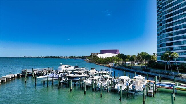 Building Photo - 988 Blvd of the Arts