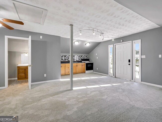 Building Photo - 410 Invector Ct