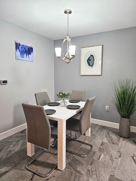 Designated dining for 4 - 8923 Manor Loop