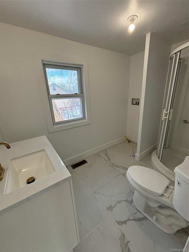 Building Photo - 63 Capron St