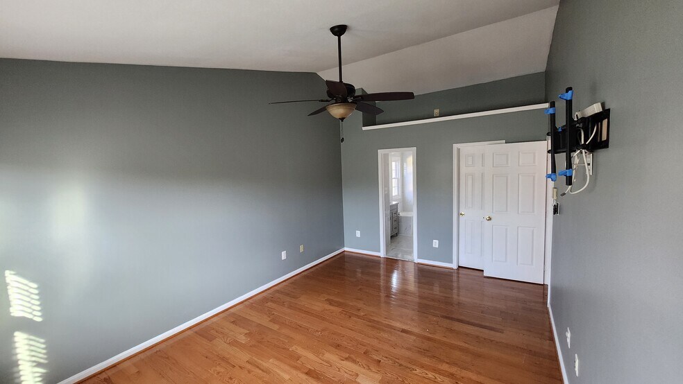 Building Photo - 13005 Bressler Way