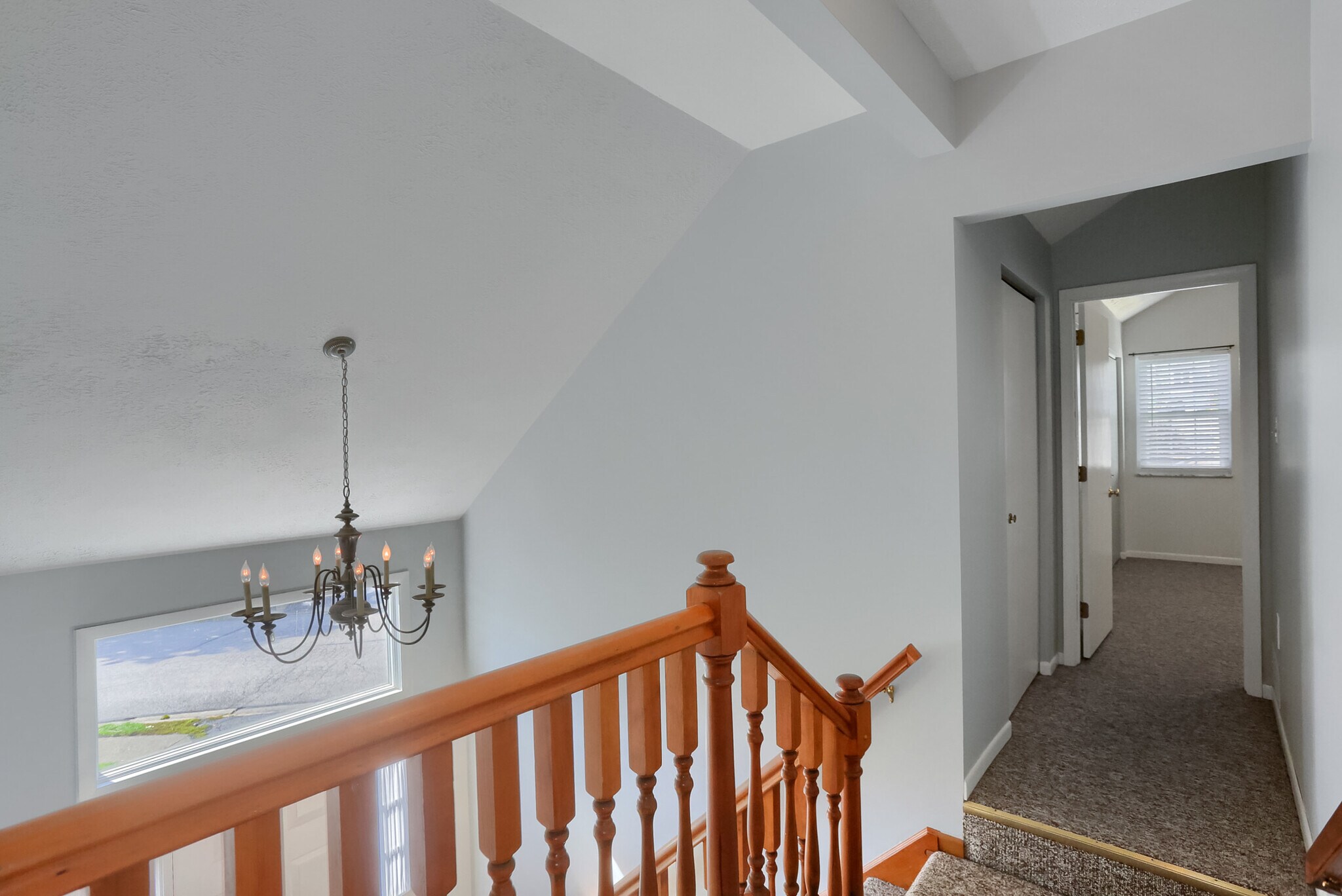 Building Photo - 2624 Hunters Point Dr