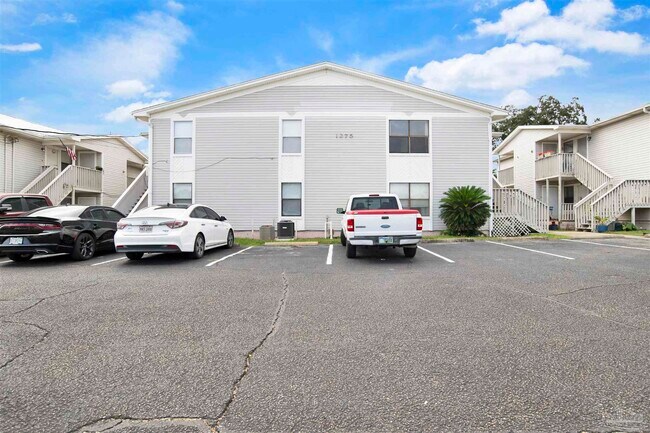 Building Photo - 1275 Redwood Ln