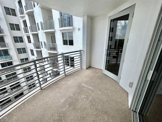 Building Photo - 1830 Radius Dr