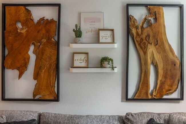 Building Photo - COMING SOON! Fully Furnished 3 Bedroom 3 Bathroom Home in Old Town Scottsdale