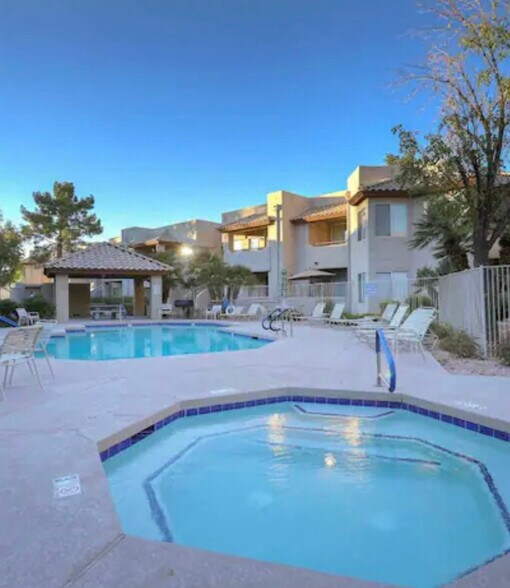 Second Pool and Hot tub - 1825 W Ray Rd