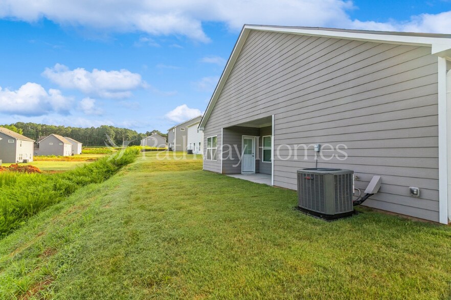 Building Photo - 630 Mackenzie Cv