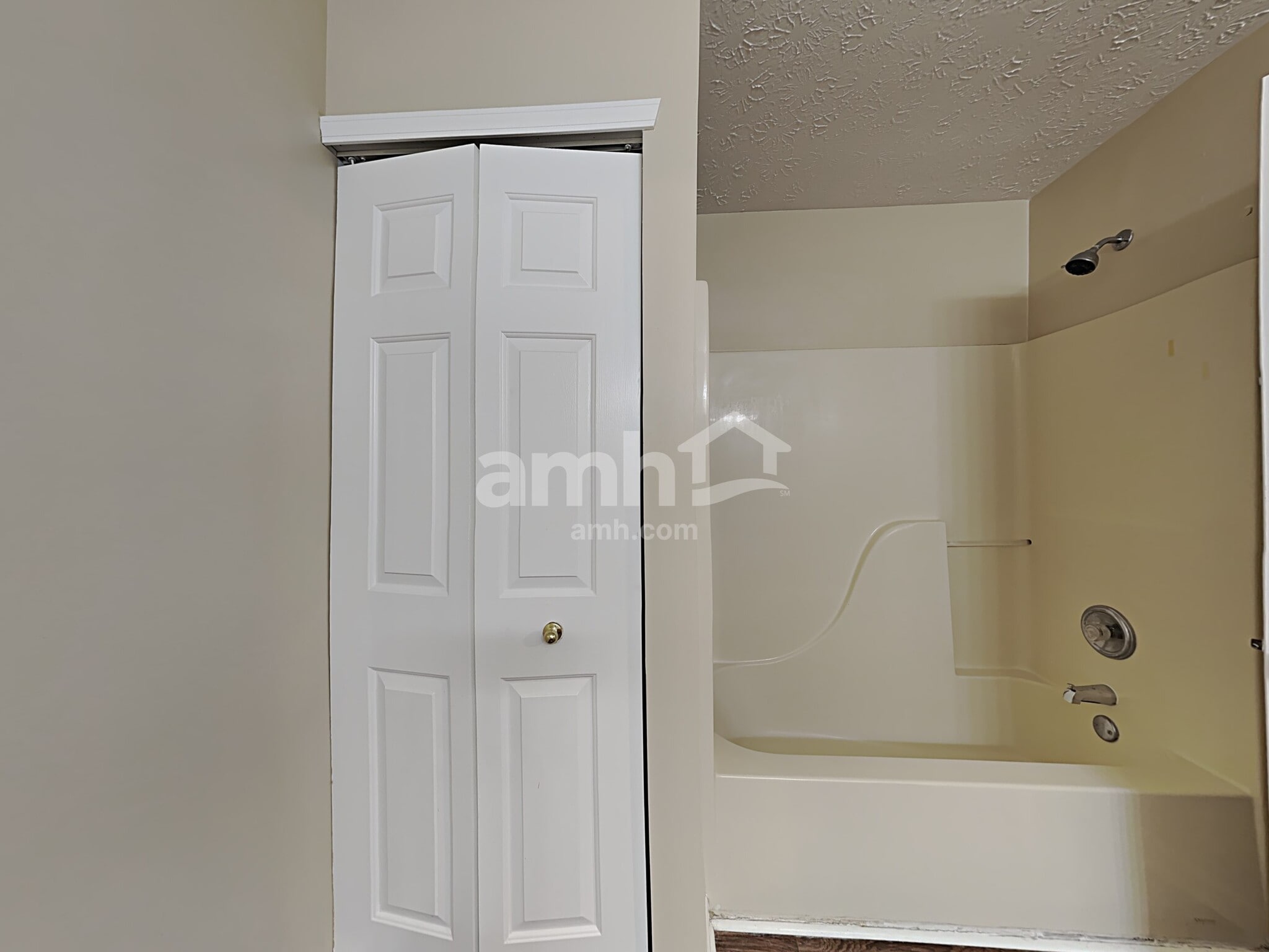 Building Photo - 716 Greene Ct