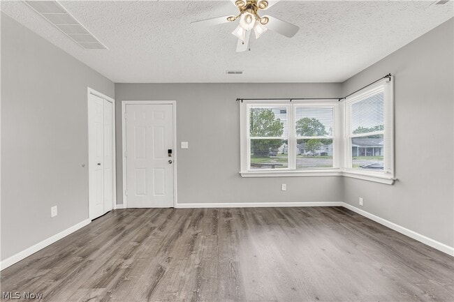 Building Photo - 15922 Eleanore Dr