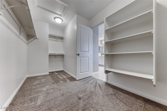 Building Photo - 1009 Cetona Ct