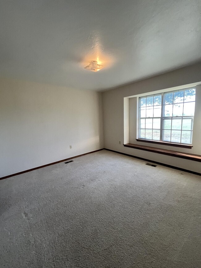 Building Photo - 5794 CR 1640