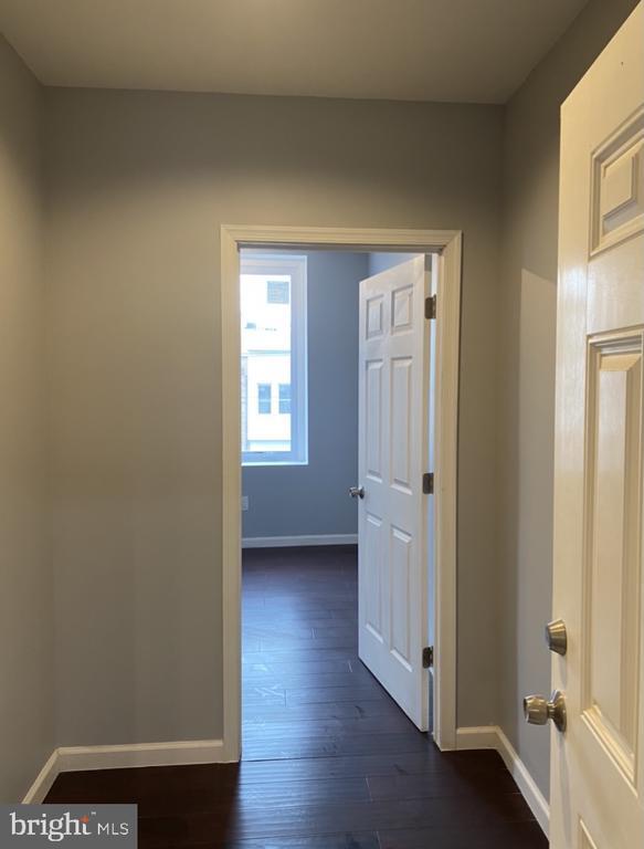 Building Photo - 838 Corinthian Ave