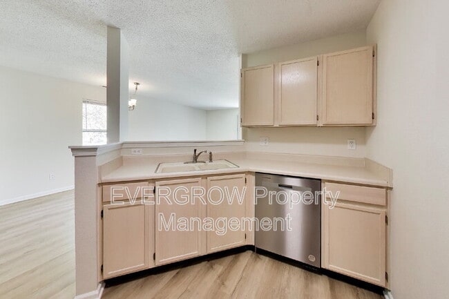 Building Photo - 1167 Odell Ln