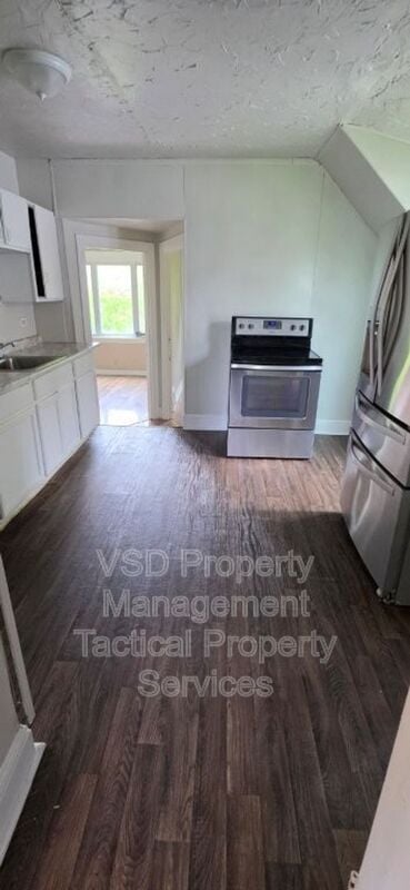 Building Photo - 3408 E 140th St