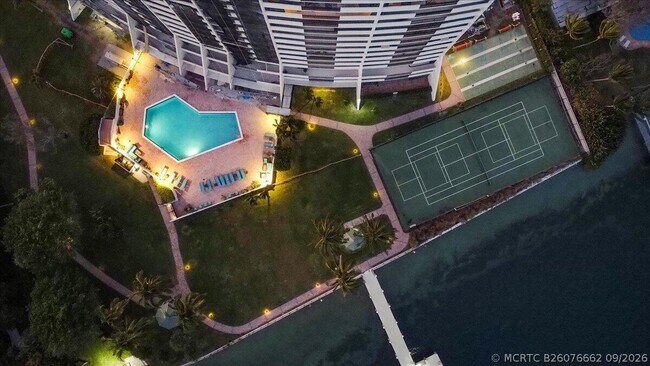 Building Photo - 5200 N Flagler Dr