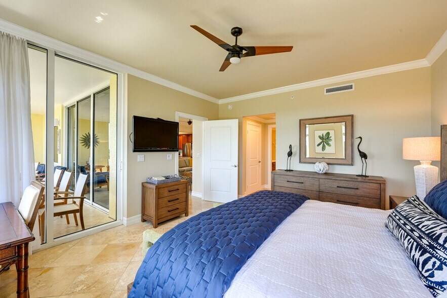 Building Photo - 4761 W Bay Blvd