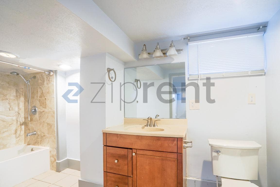 Building Photo - Unit Basement