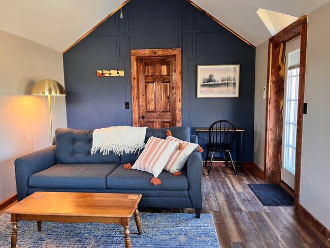 Building Photo - 20200 S Jemerson Creek Rd