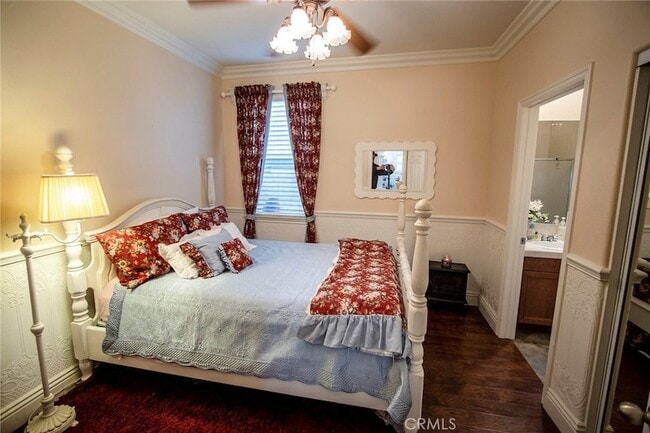 Building Photo - 27016 Island Rd