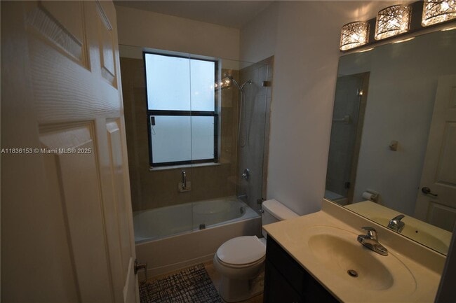 Building Photo - 3406 W 88th St