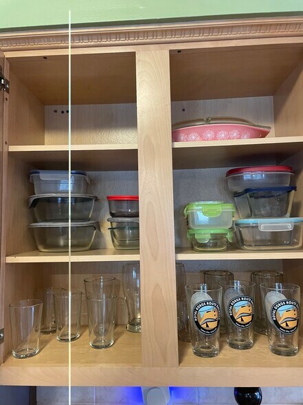 Building Photo - 2863 Foster Ave