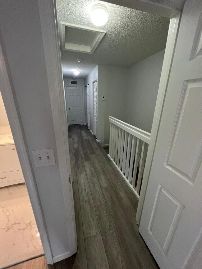 Building Photo - 4160 NW 67th Terrace