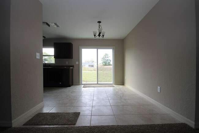 Building Photo - Gorgeous 3 Bedroom, 2 Bathroom Home in Ock...