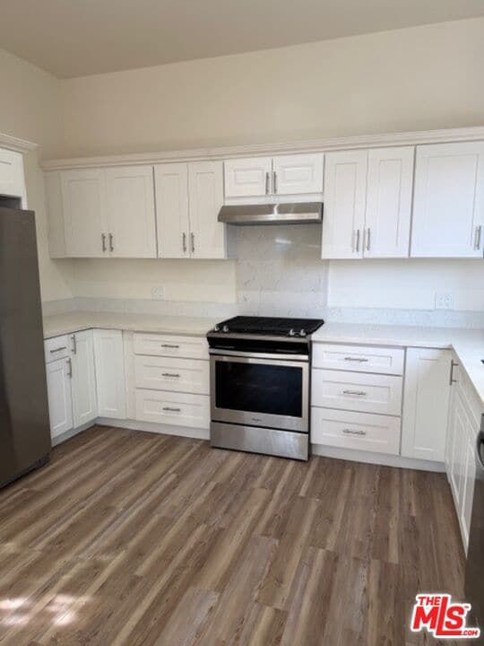 Building Photo - 11018 Herrick Ave