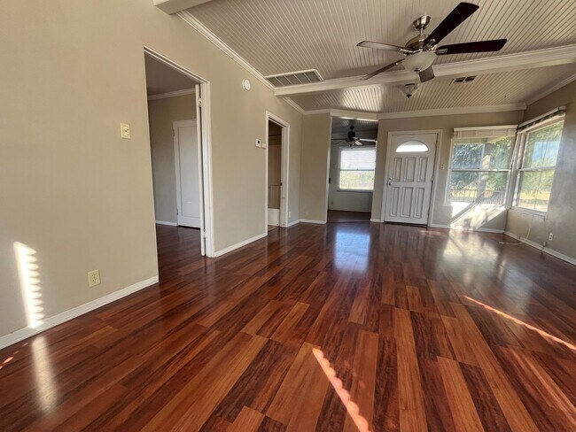 Building Photo - Single-Story 2-Bedroom Home in Calimesa!