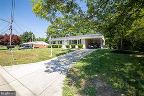 Building Photo - 2918 Capri Dr