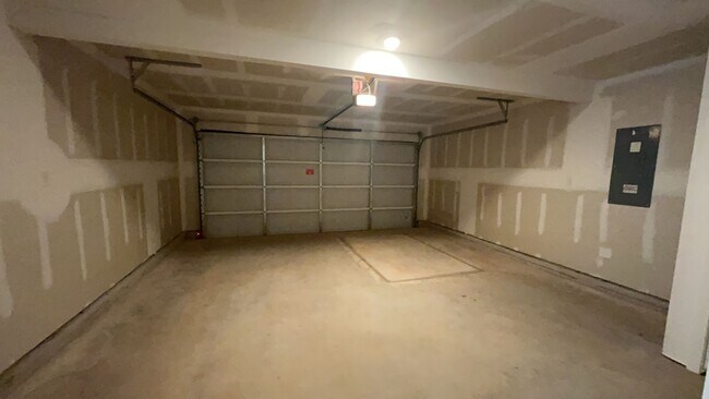 Building Photo - 20416 Mule Deer Drive