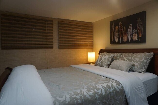 Building Photo - 720 Fairmont St NW