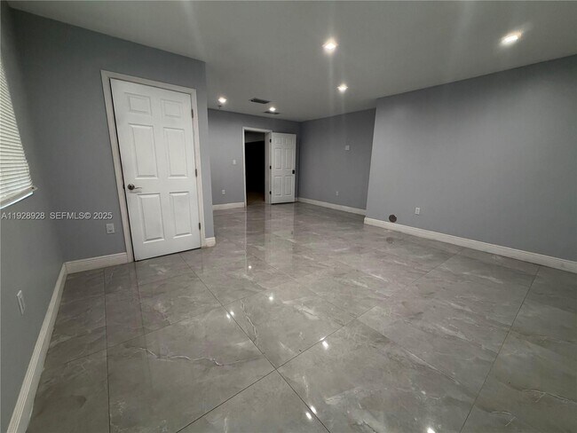 Building Photo - 45 NW 99th St