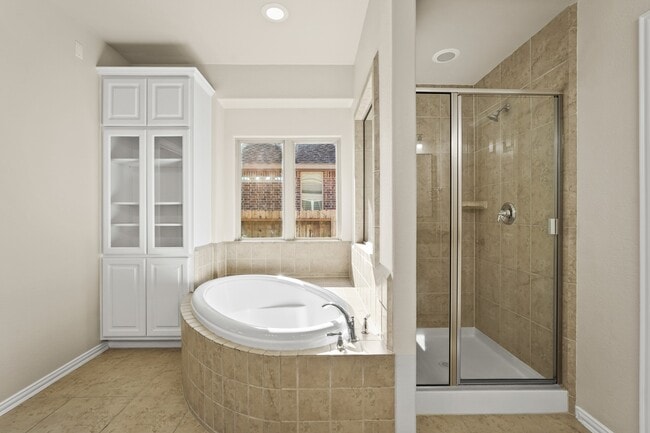 Building Photo - 10335 Belvamera Rd