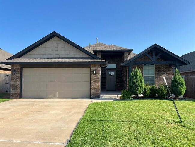 Primary Photo - 8722 SW 40th Ter