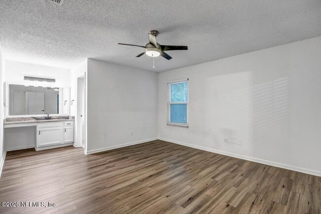 Building Photo - 3105 Coral Reef Dr