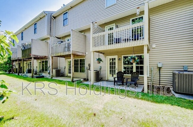 Building Photo - 136 Old Tavern Cir