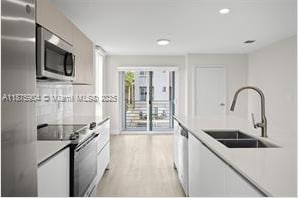 Building Photo - 2555 NE 193rd St