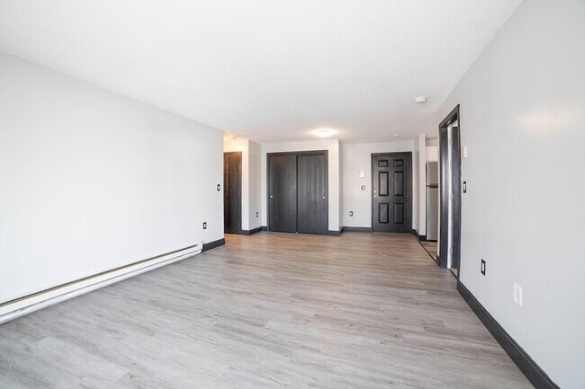 Building Photo - 80 Stanton St