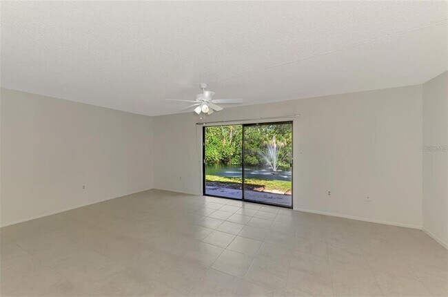 Building Photo - 935 Sunridge Way