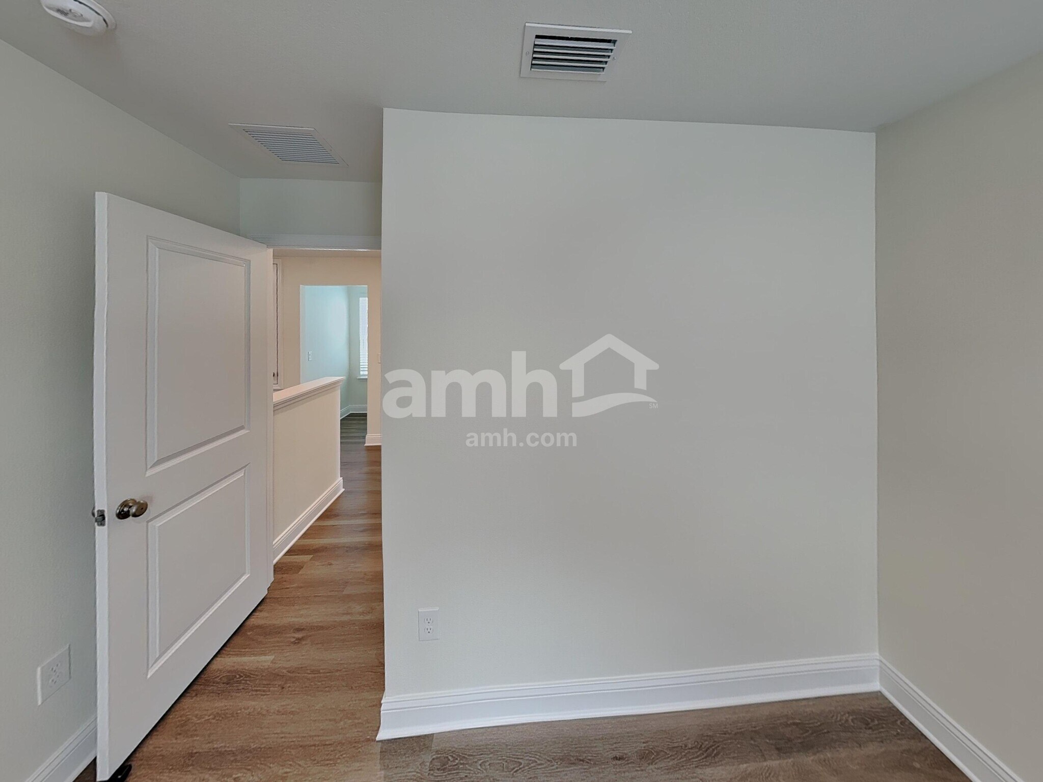 Building Photo - 2538 Feather Crst Dr