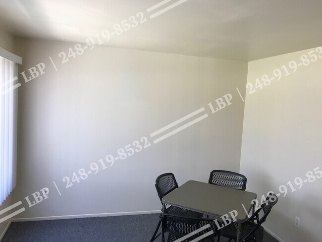 Building Photo - 5925 Inkster Rd