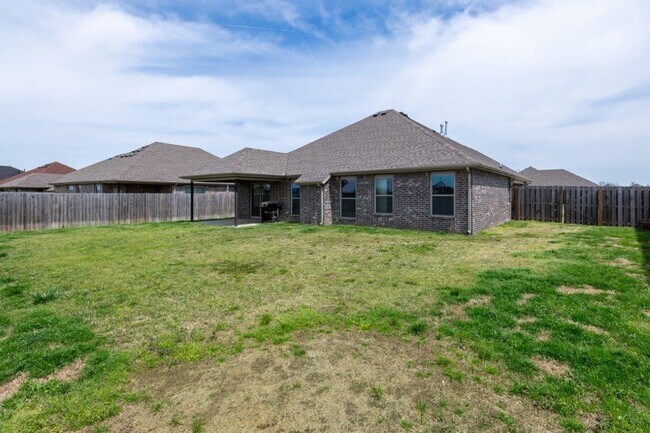 Building Photo - 4603 W Croft Dr