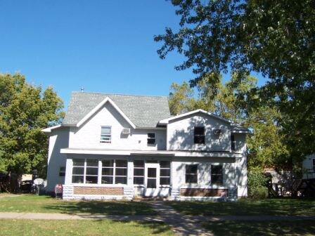 Primary Photo - 314 W 4th St