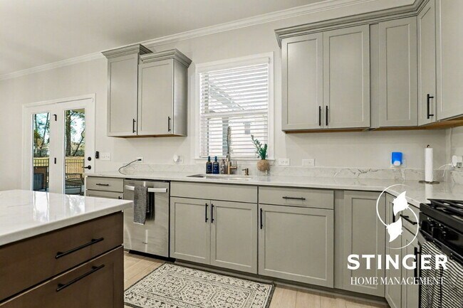 Building Photo - 1139 Salty Hammock Ct