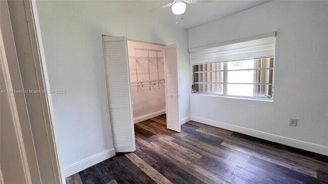 Building Photo - 7380 SW 36th St