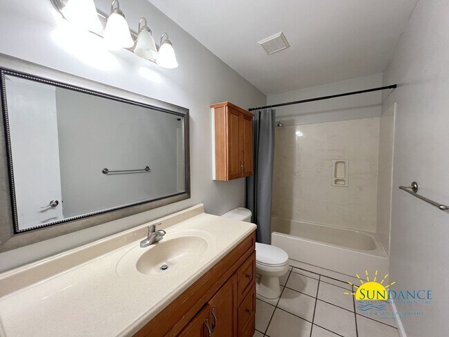 Building Photo - Charming 3 Bedroom Home in Countryview Estates community with Solar Panels!