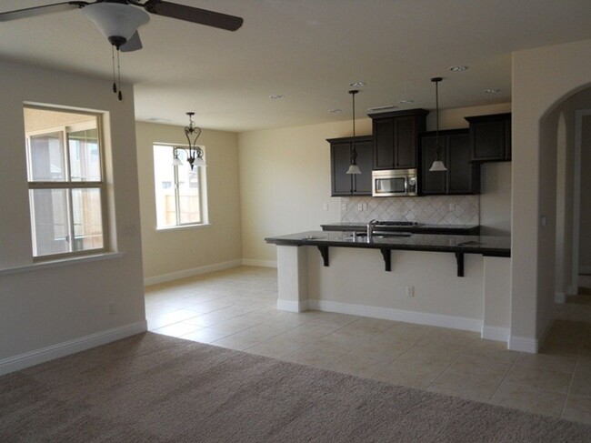 Building Photo - Granville Built 3 Bedroom for Rent in Copp...