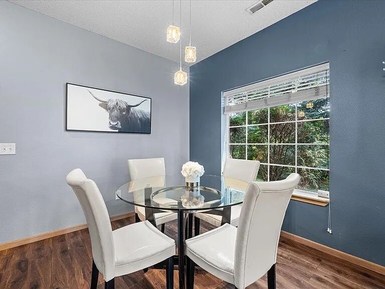 Building Photo - 158 Bridgewater Trl