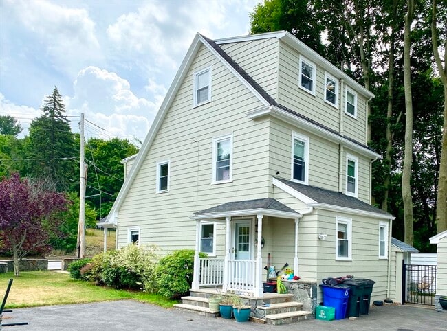 Building Photo - 488 Washington St